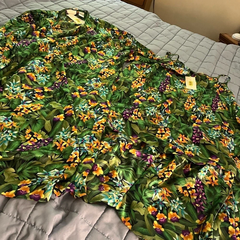 Cabernet Sleepwear Robe, Shorts and Top Womens 2X